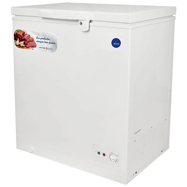 Congelador horizontal de color blanco con capacidad de 5.1p3